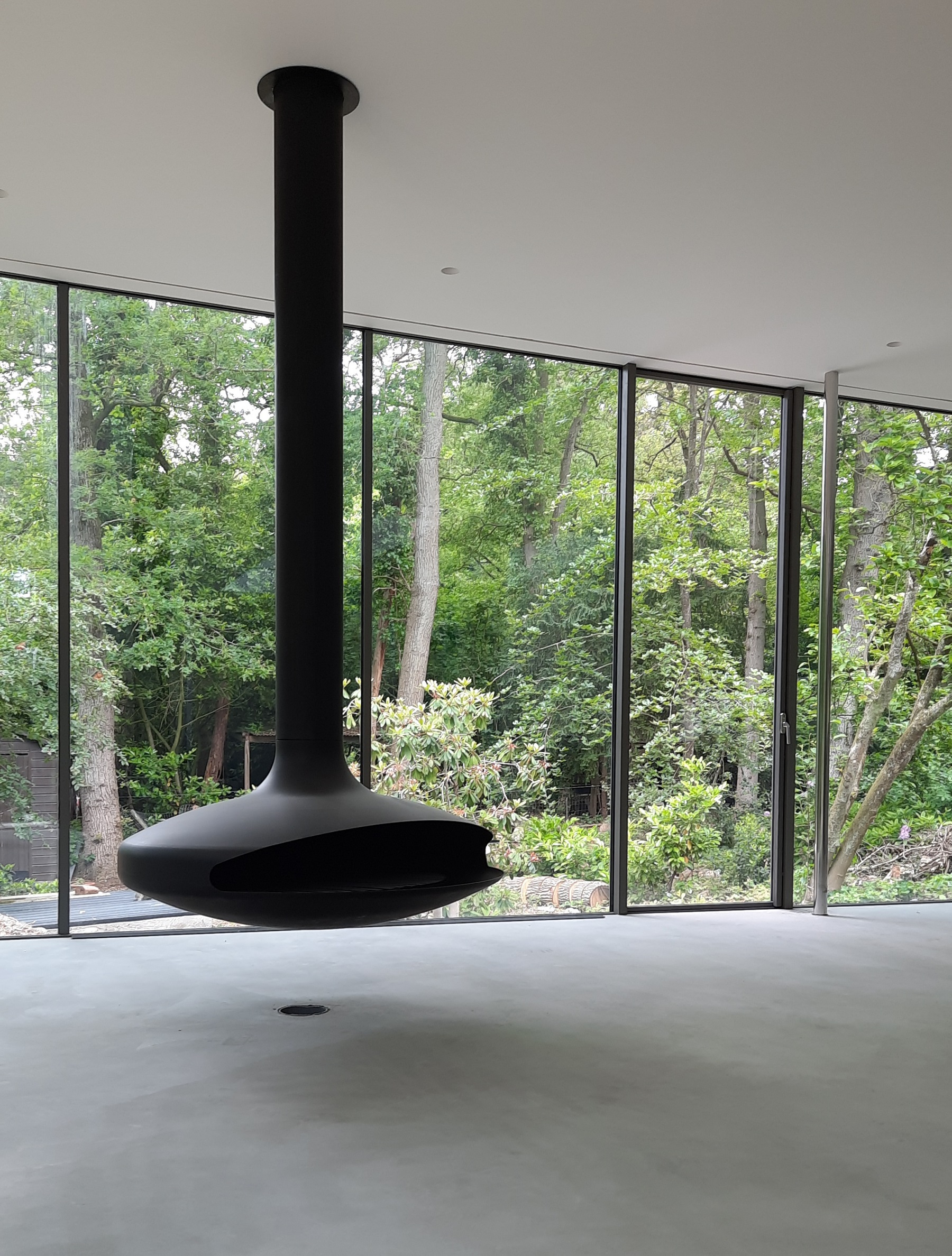 verbouw-villa-kwakkenberg-nijmegen-van-de-looi-van-aken-architecten-verbouw-villa-kwakkenberg-nijmegen-jaren-50-woning-energie-neutraal-betonvloer-hangende openhaard